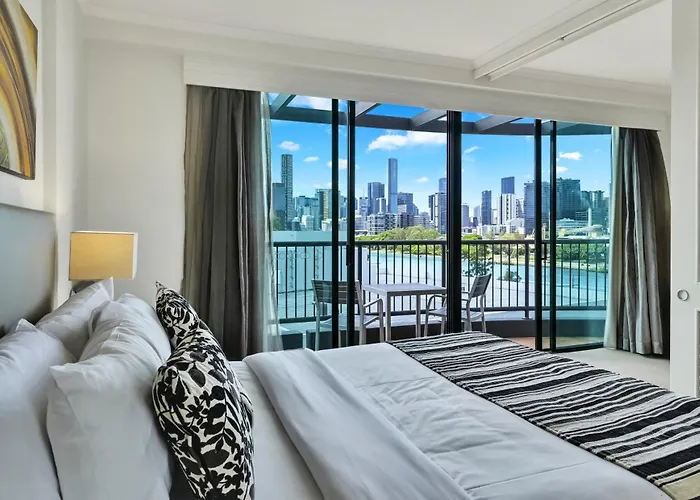 Cosmo Apartment Hotel